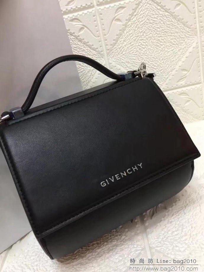 GlVENCHY紀梵希 2017春夏女裝系列 GIVENCHY Logo寬肩帶裝飾 黑色Pandora Box手袋 斜挎包 經典實用  tsg1122